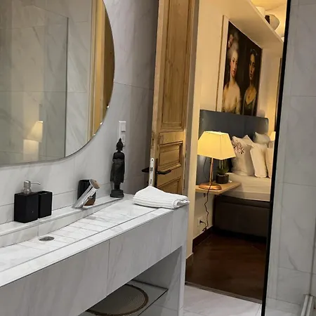 Eiffel-tower, Deluxe Passy - 6 People Apartment *