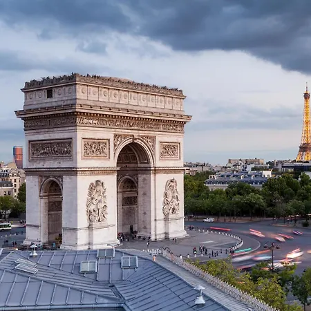 Eiffel *