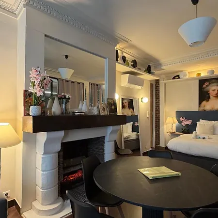 Apartment Eiffel-tower, Deluxe Passy - 6 People Paris