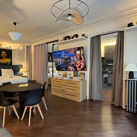Eiffel-tower, Deluxe Passy - 6 People Apartment Paris